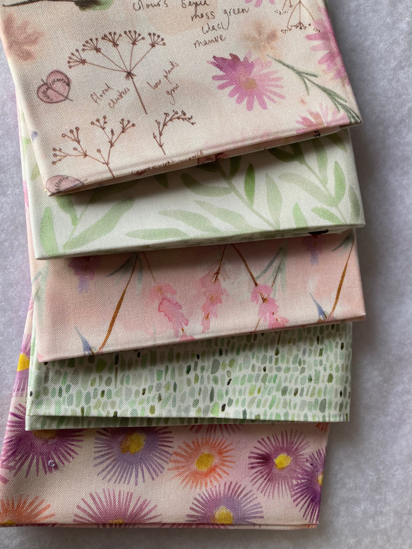 Blooming Lovely Fat Quarter Bundle