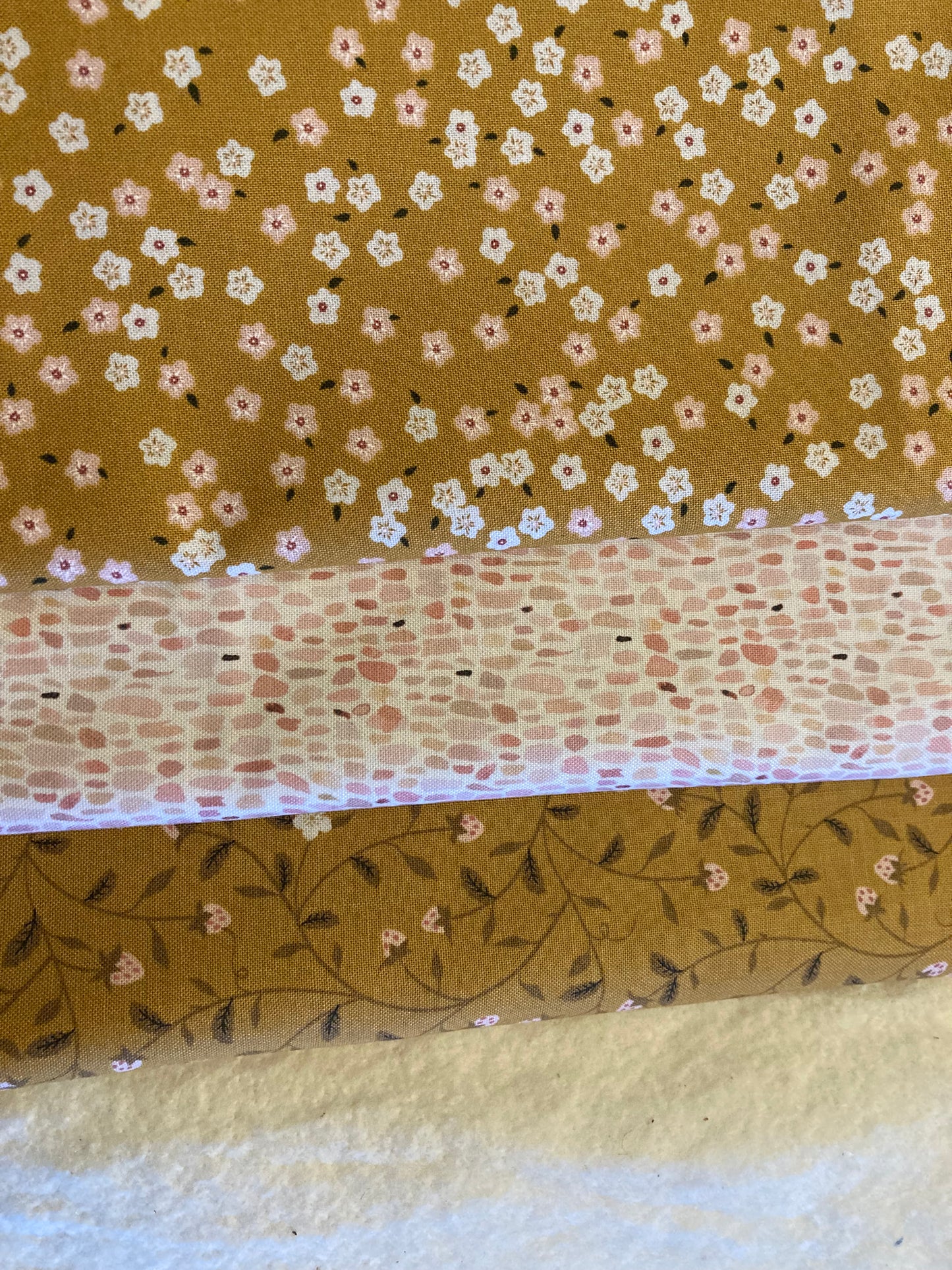 4 x Fat Quarter Bundle Evermore with Blooming Lovely