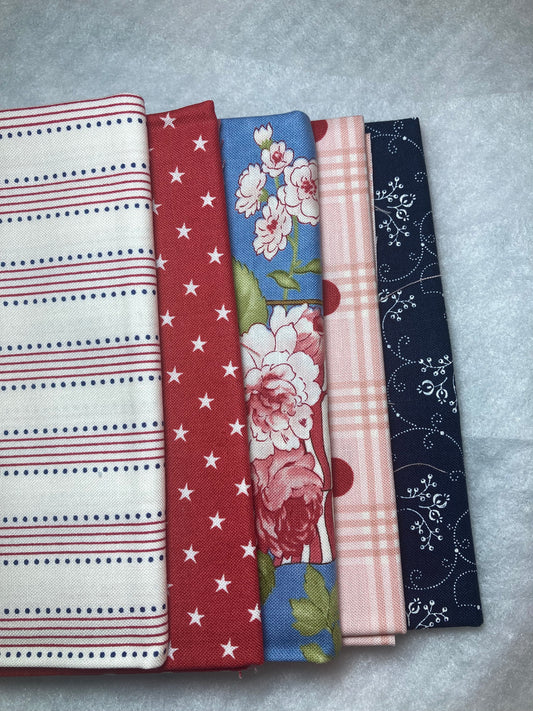 Isabella Fat Quarter Bundle